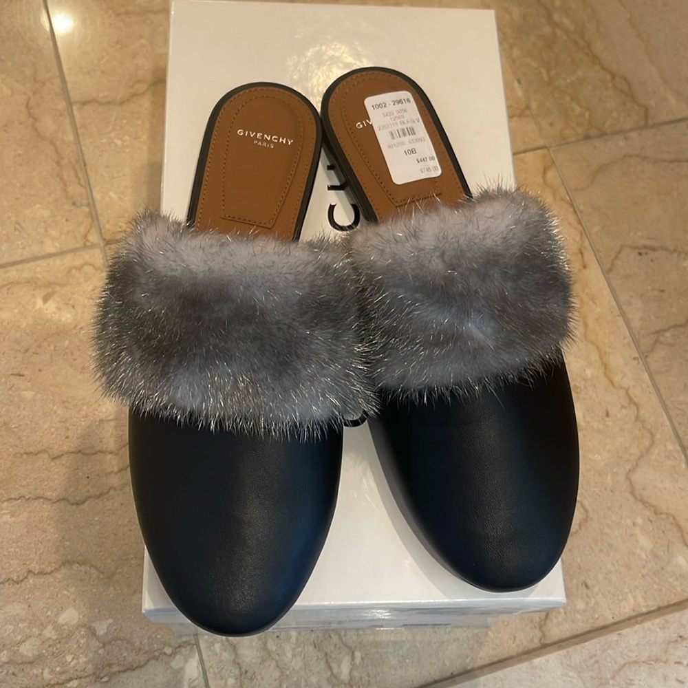 GIVENCHY Bedford mule